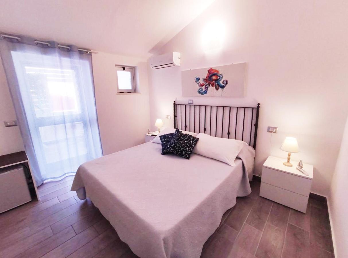 B&B Capo Rizzuto Fronte Mare Kültér fotó